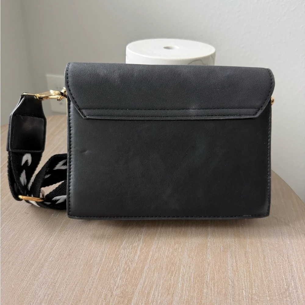 Black and White Crossbody Bag with Gold Accent - Picture 3 of 6